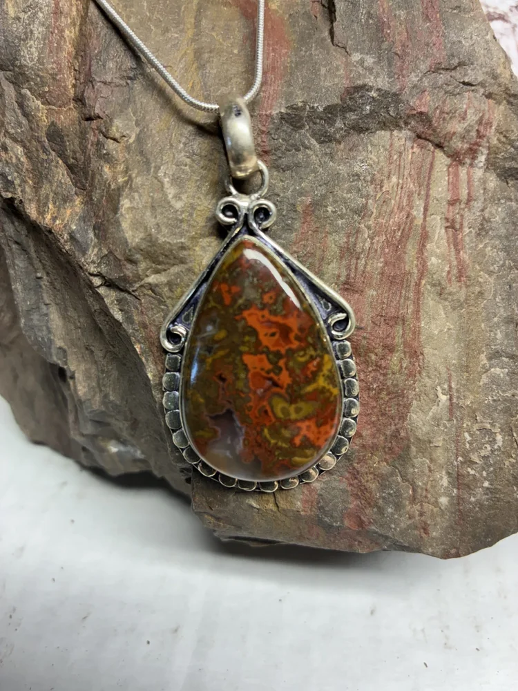 Red Moss Agate Pendant on Antique Metal Bezel, photo 3 of 5