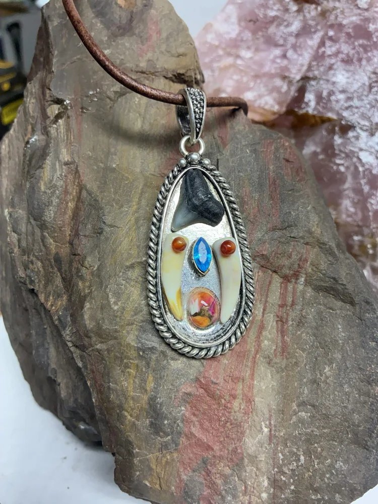 Southwestern Shark Tooth and Oyster Shell Turquoise Pendant, photo 4 of 6