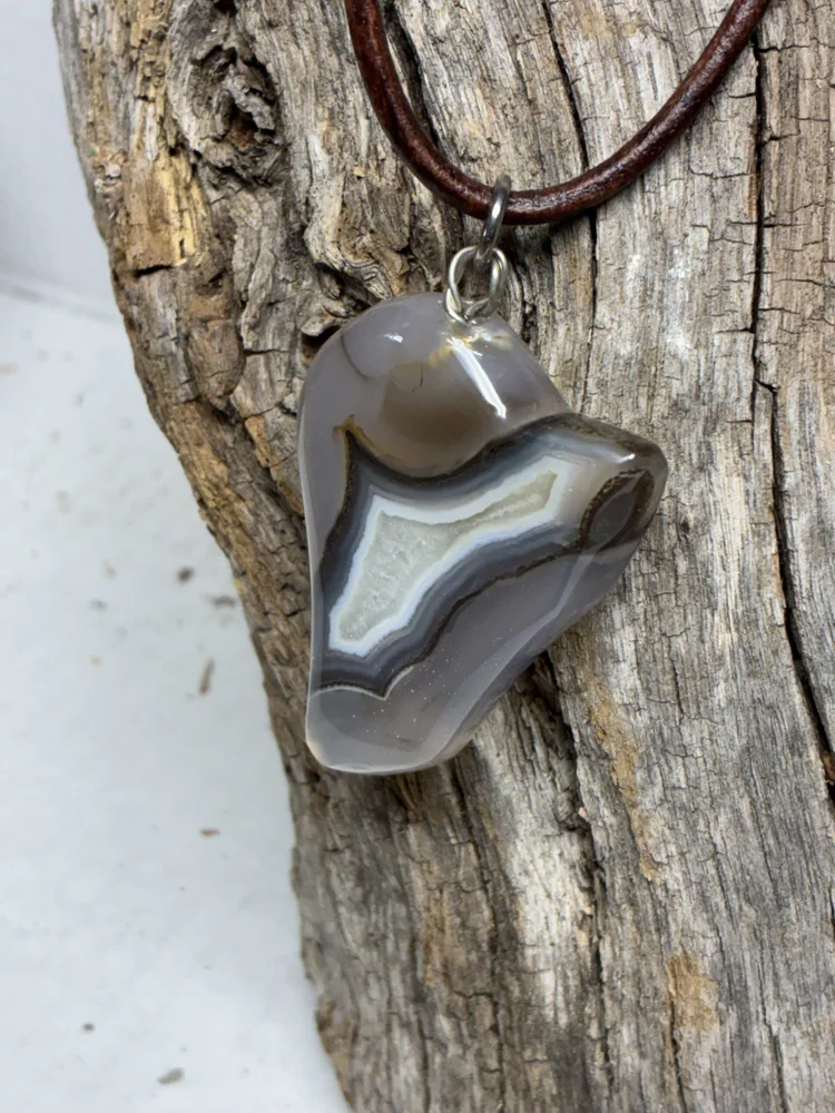 Hand-Cut Banded Agate Pendant on Leather Cord, photo 4 of 5