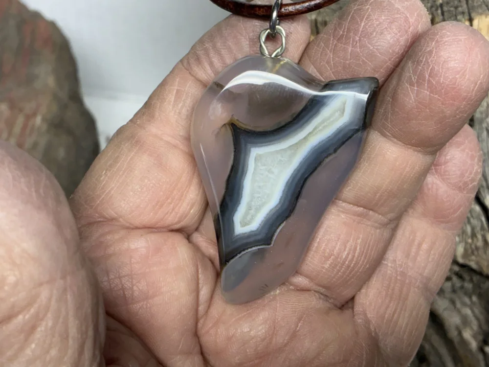 Hand-Cut Banded Agate Pendant on Leather Cord, photo 5 of 5